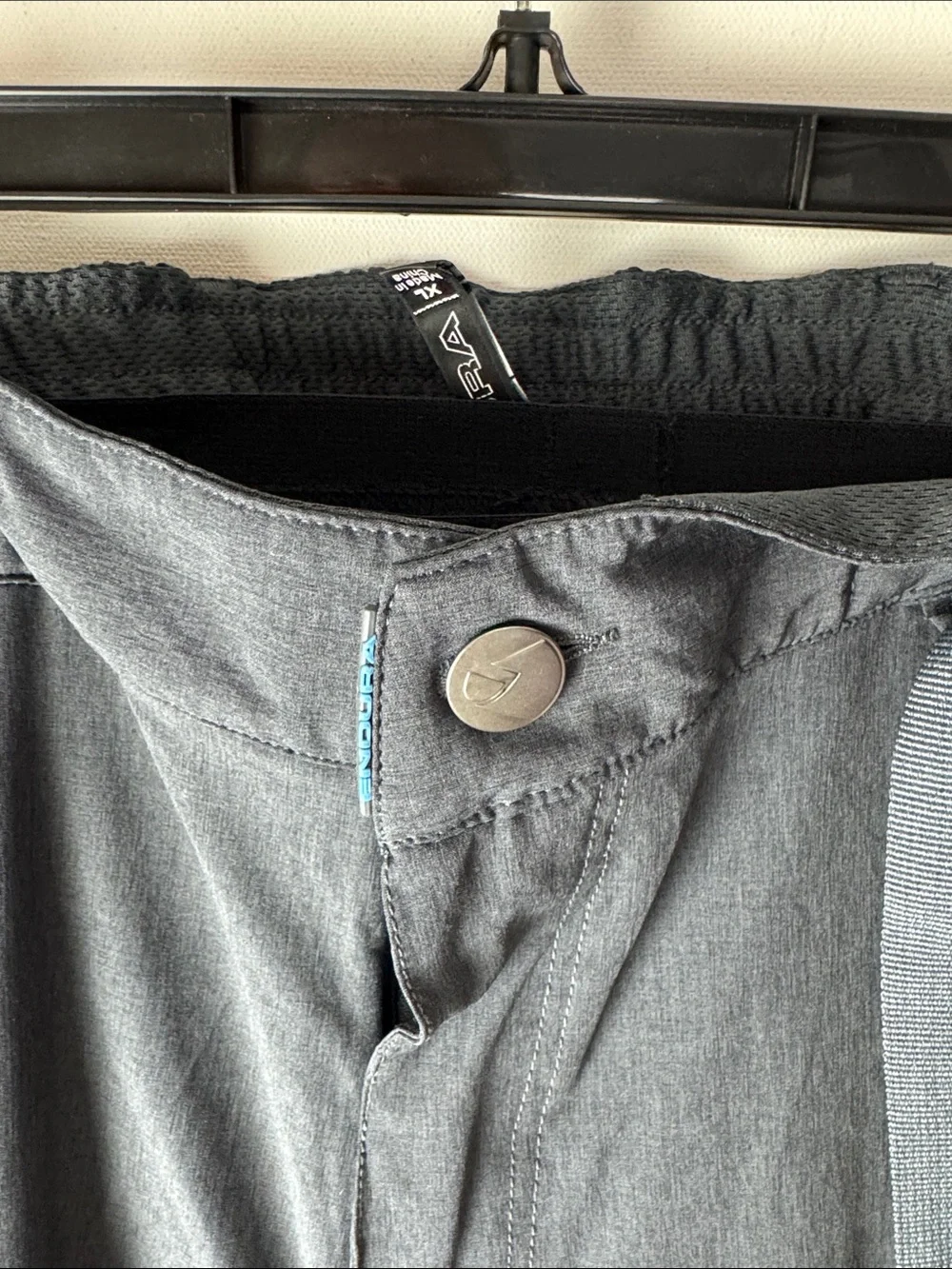 Endura Bike Shorts - Men's XL